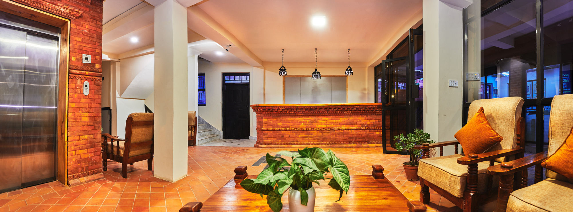 Golden Temple Inn Катманду Экстерьер фото