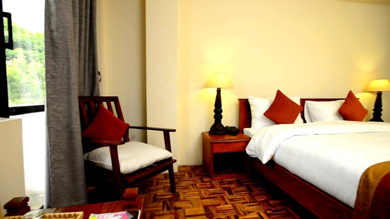 Golden Temple Inn Катманду Экстерьер фото